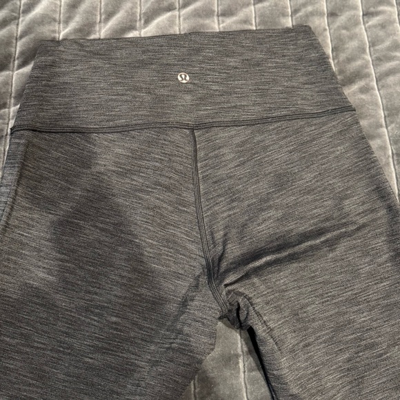 Lululemon Wunder Under Leggings - Picture 4 of 4